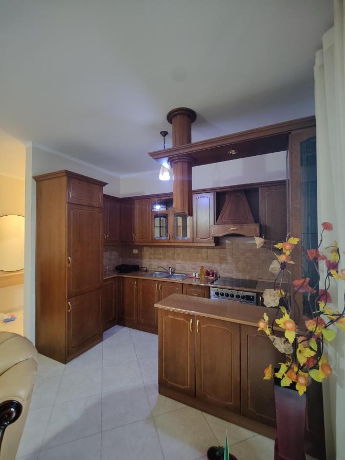 City Center Apartment Μπεράτ Εξωτερικό φωτογραφία