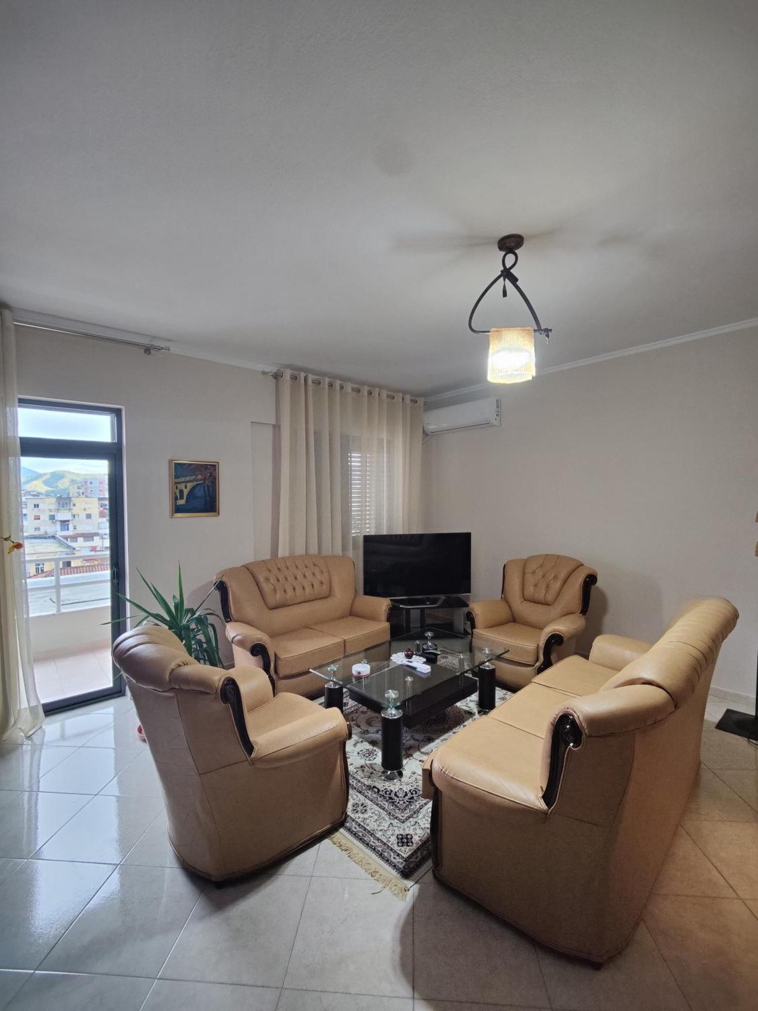 City Center Apartment Μπεράτ Εξωτερικό φωτογραφία